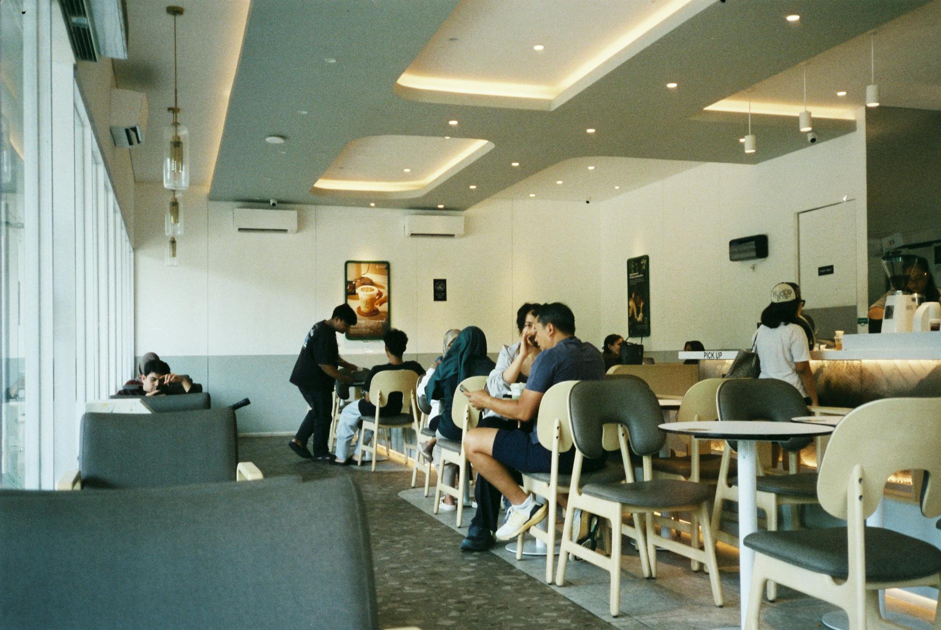 Dining & Cafés — Canggu