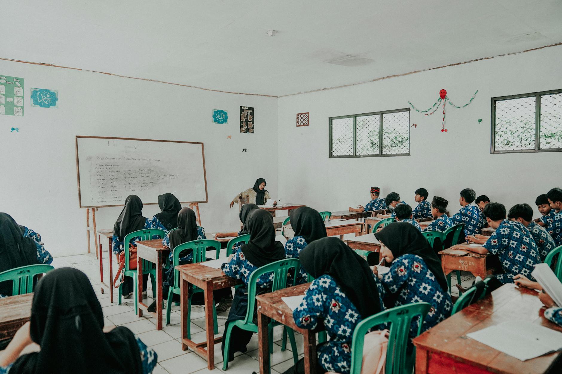Schools & Education ā Komodo Fringe