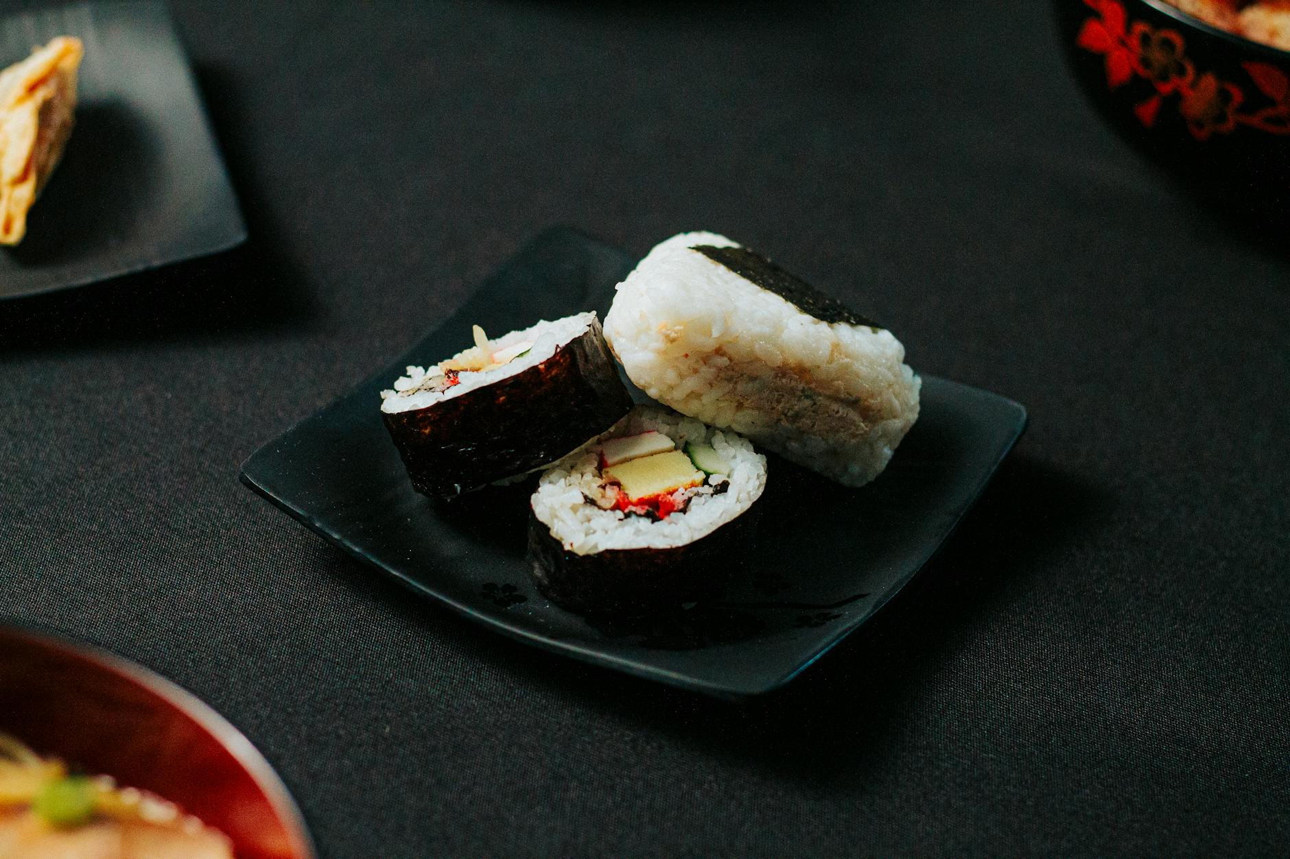 Dining & Cafés — Hakone
