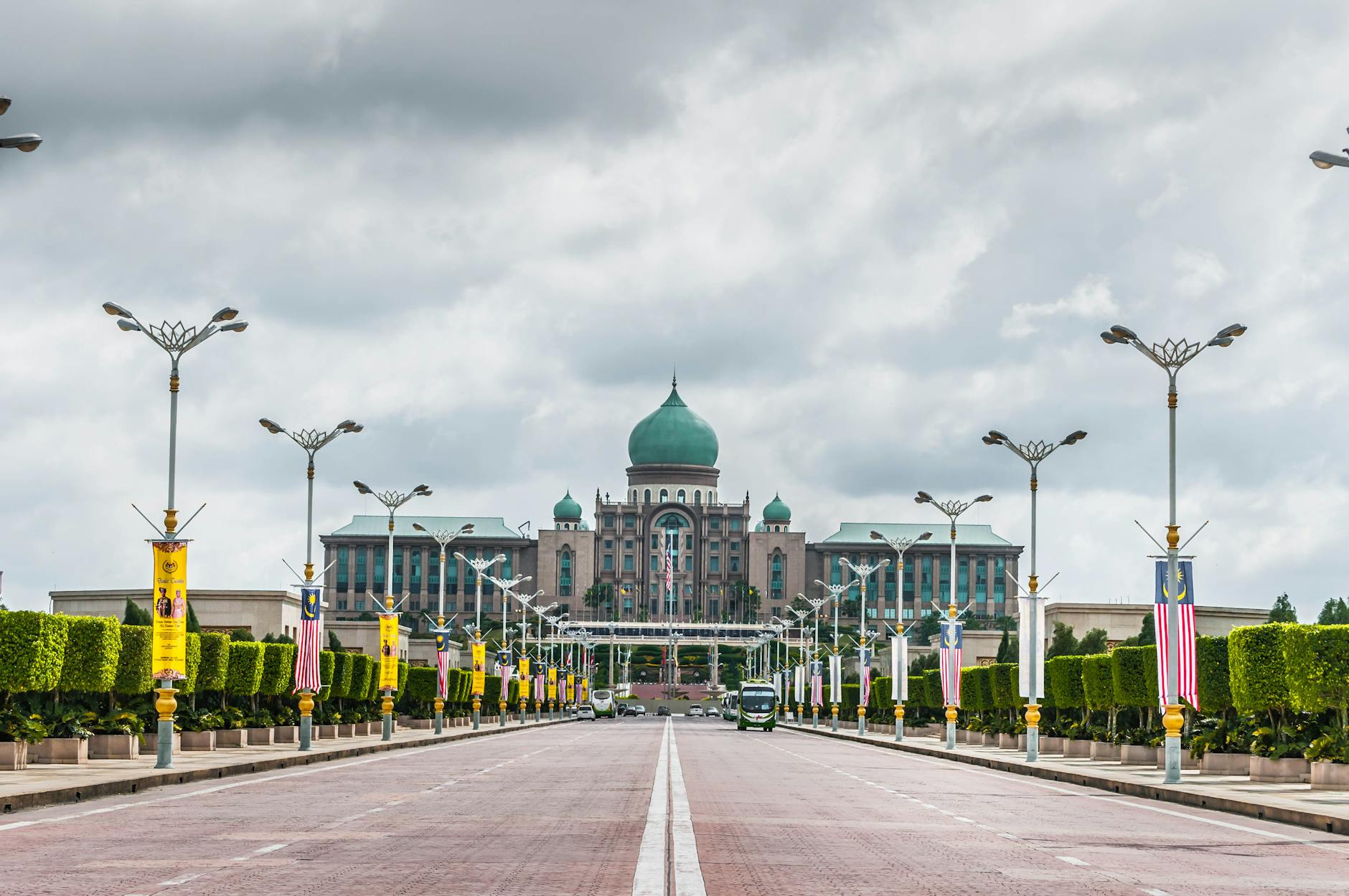 Schools & Education — Genting Highlands