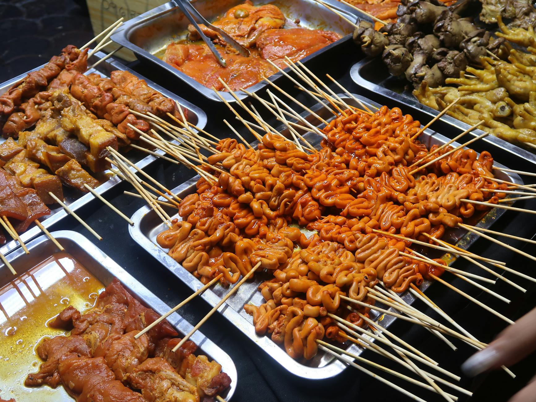 Dining & Cafés — Quezon City