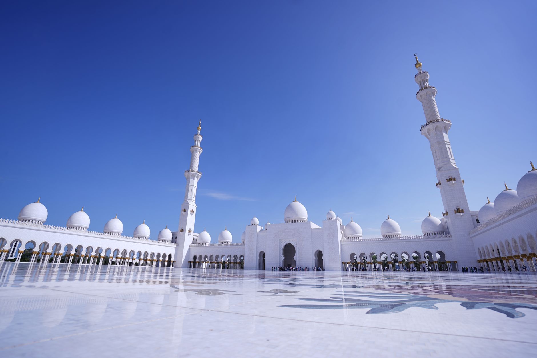 Nearby Attractions — Abu Dhabi
