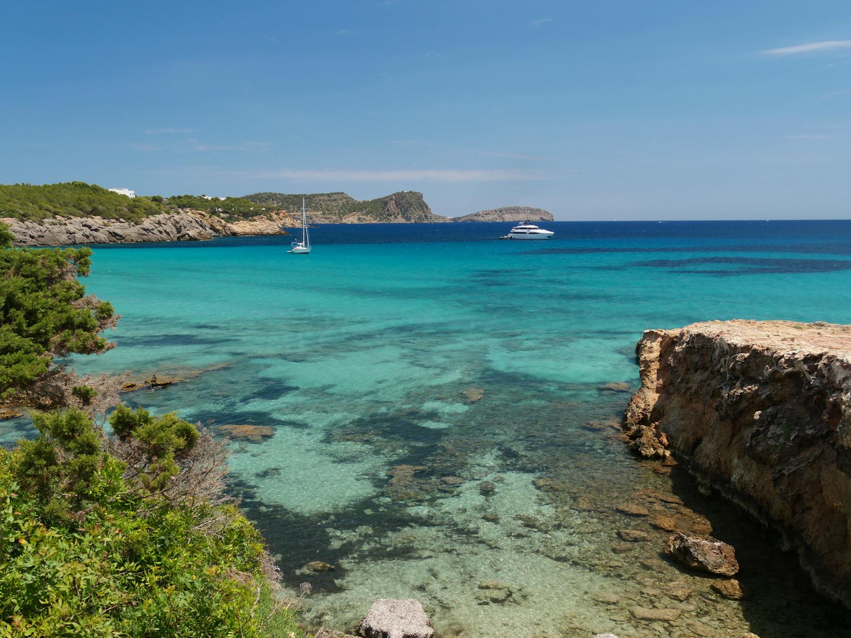 What to Expect — Cala D Or