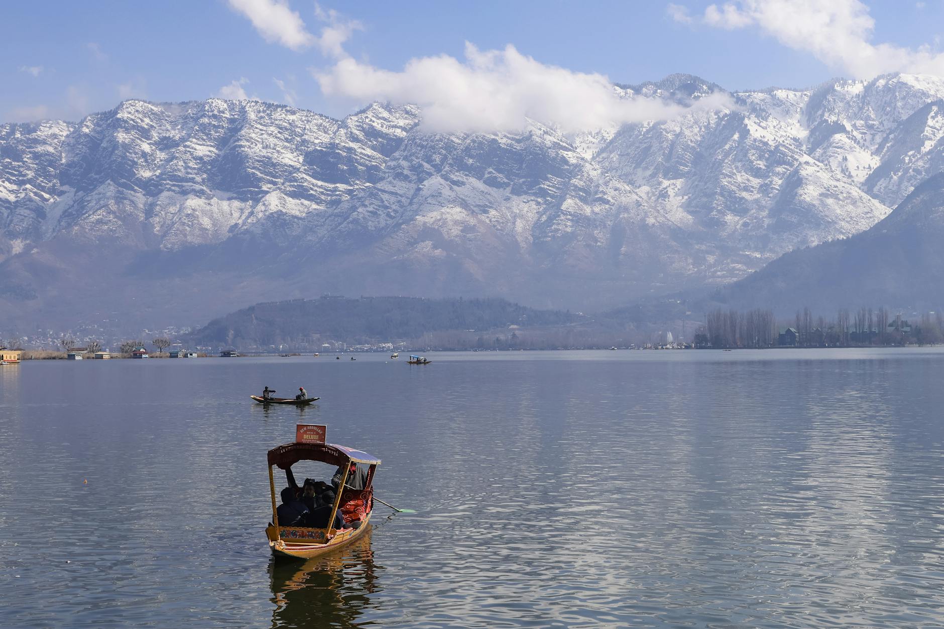 What to Expect — Dal Lake
