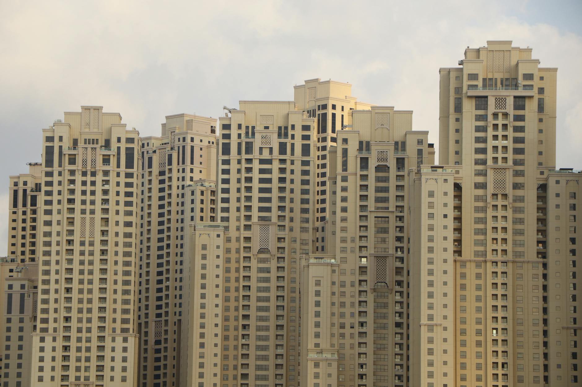 What to Expect — Dubailand
