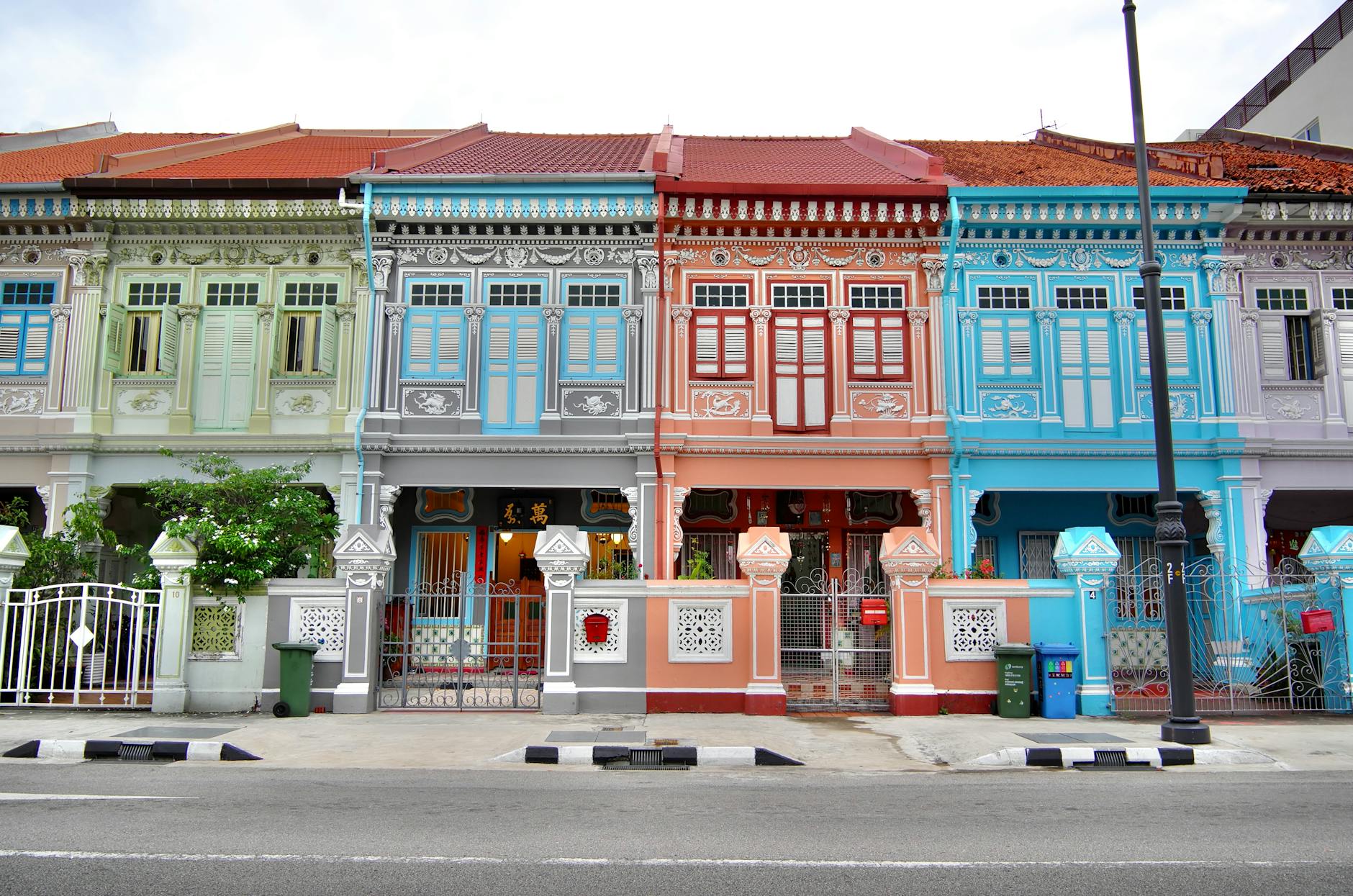Nearby Attractions — Holland Village