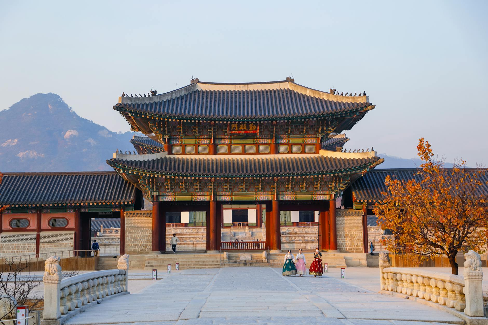 Nearby Attractions — Itaewon Hannam
