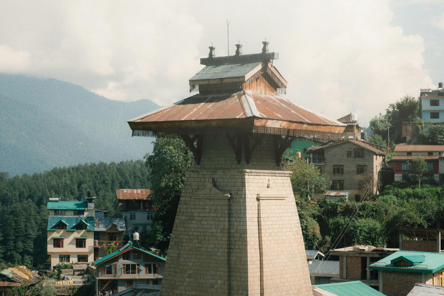 What to Expect — Old Manali