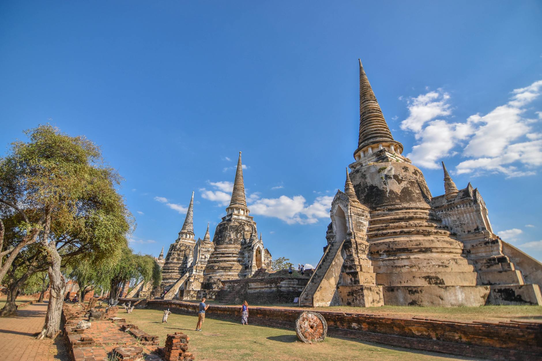 Nearby Attractions — On Nut Phra Khanong