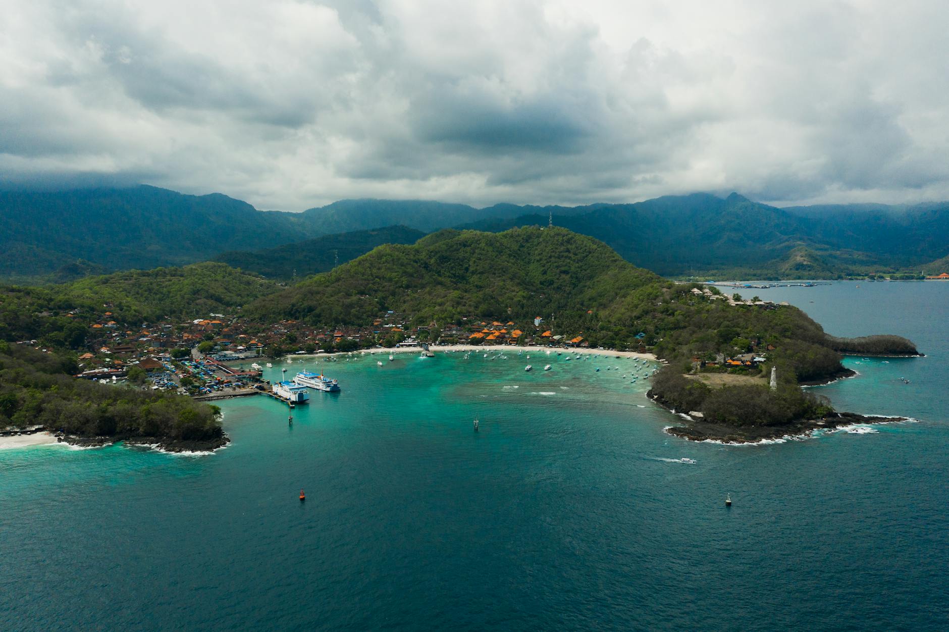 What to Expect — Padang Padang