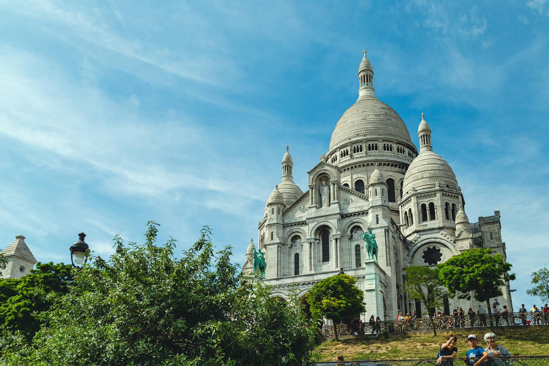 Nearby Attractions — Paris Montmartre