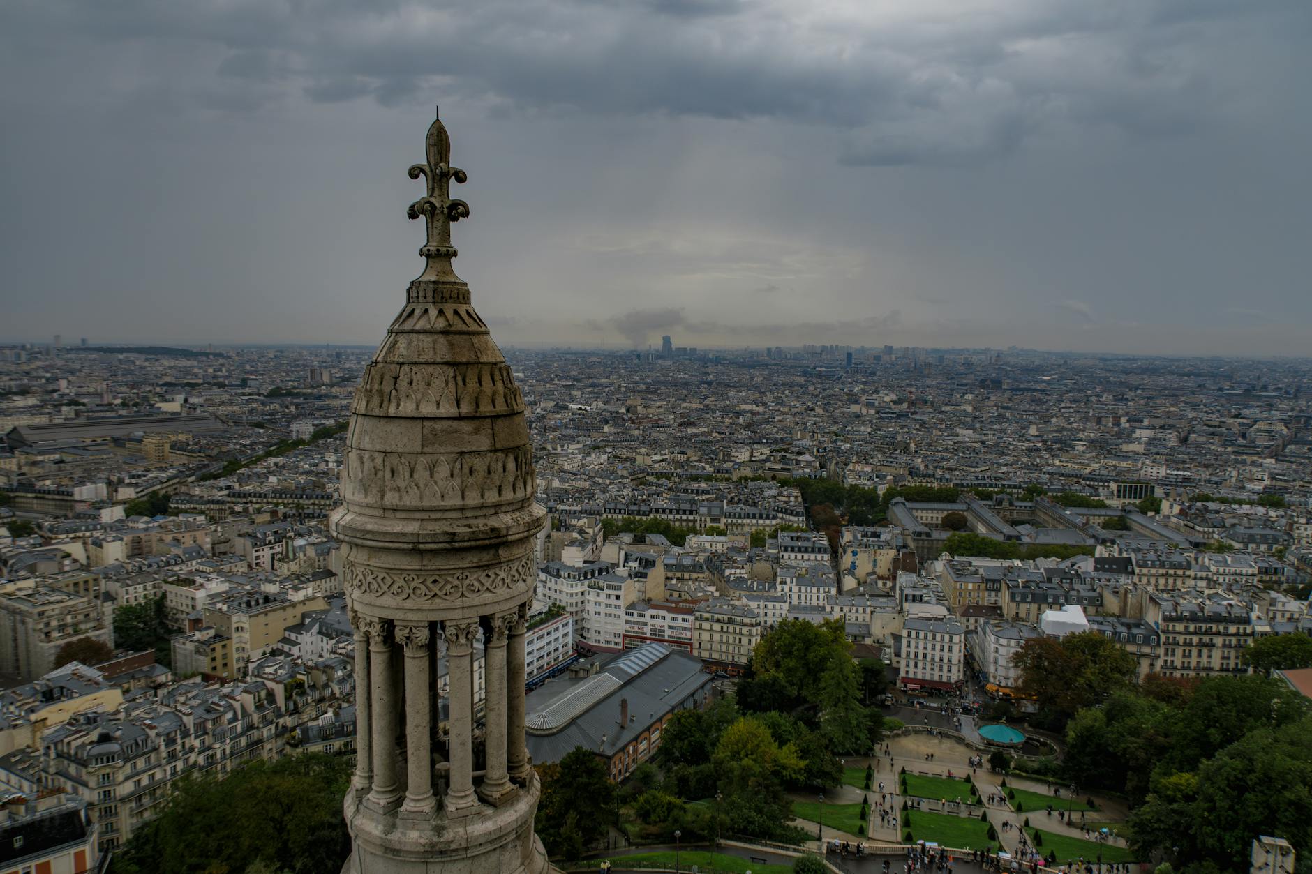 What to Expect — Paris Montmartre